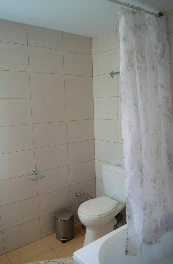 Sunny Central Luxury Apartment Волос Екстериор снимка